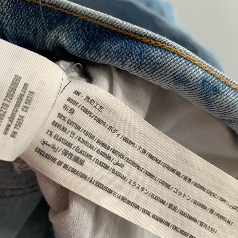 Abercrombie & Fitch Light Blue Straight Leg Jeans - Picture 7 of 10